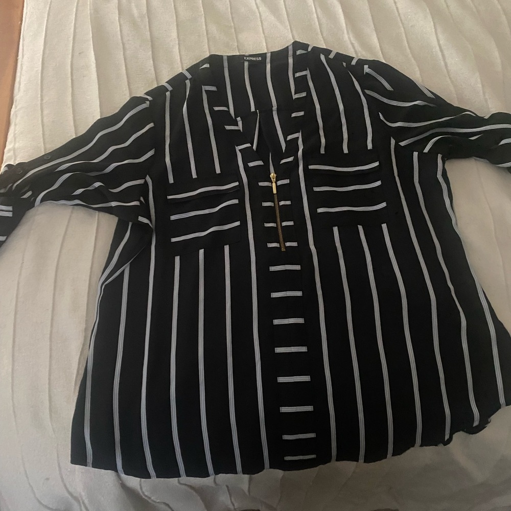 Express 3/4 sleeve half zip up blouse